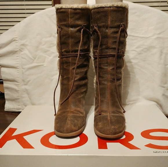 Michael Kors boots - Picture 3 of 5